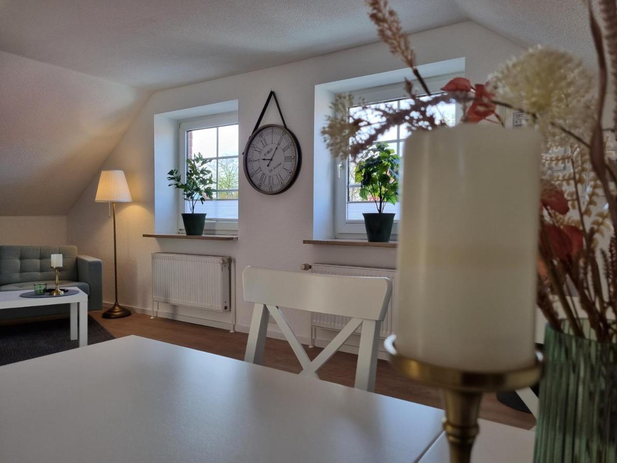 Ferienwohnungen Springer In Schoenefeld Ot Grossziethen Div Apartments Fuer Bis Zu 6 Personen Екстериор снимка