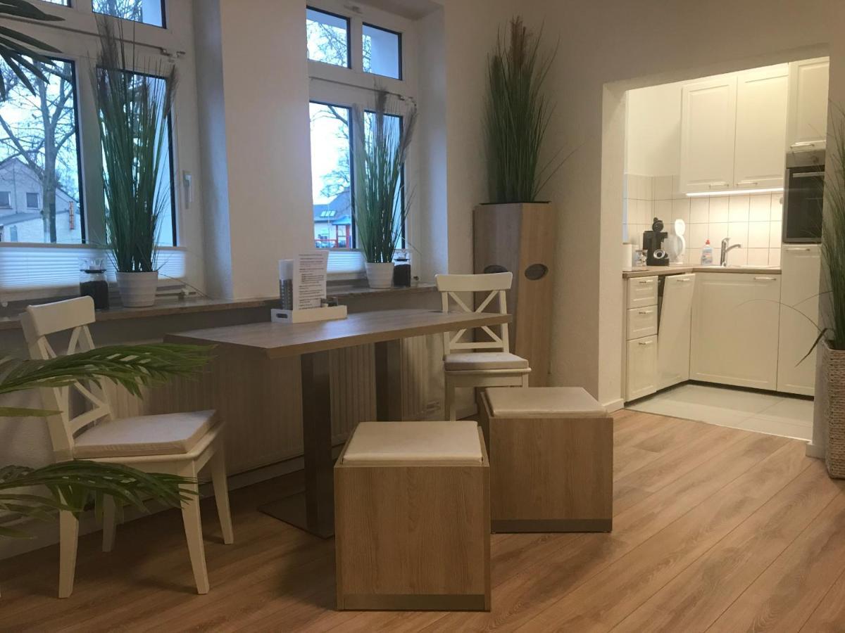 Ferienwohnungen Springer In Schoenefeld Ot Grossziethen Div Apartments Fuer Bis Zu 6 Personen Екстериор снимка