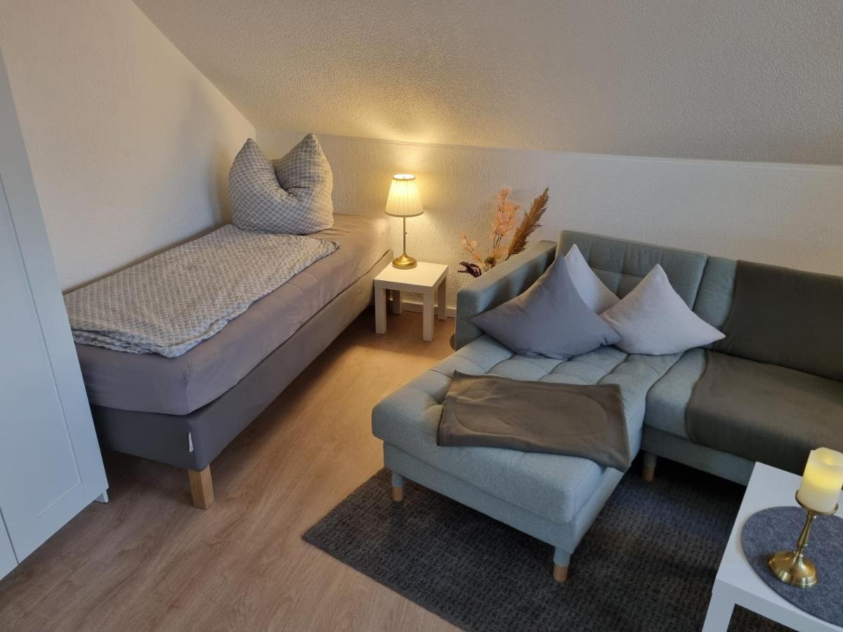 Ferienwohnungen Springer In Schoenefeld Ot Grossziethen Div Apartments Fuer Bis Zu 6 Personen Екстериор снимка