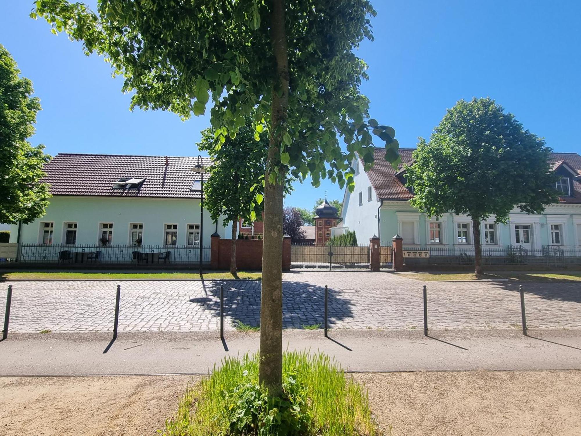 Ferienwohnungen Springer In Schoenefeld Ot Grossziethen Div Apartments Fuer Bis Zu 6 Personen Екстериор снимка
